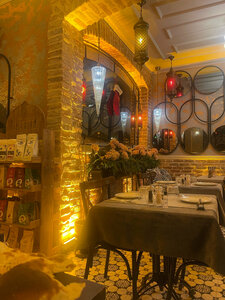 Otantik Kafe Restorant (İstanbul, Fatih, Alemdar Mah., Çatalçeşme Sok., 29C), restoran  Fatih'ten