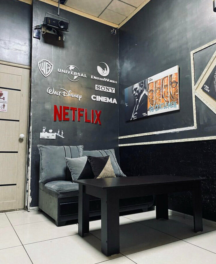 Cinema Kino cafe, Djalal‑Abad, photo