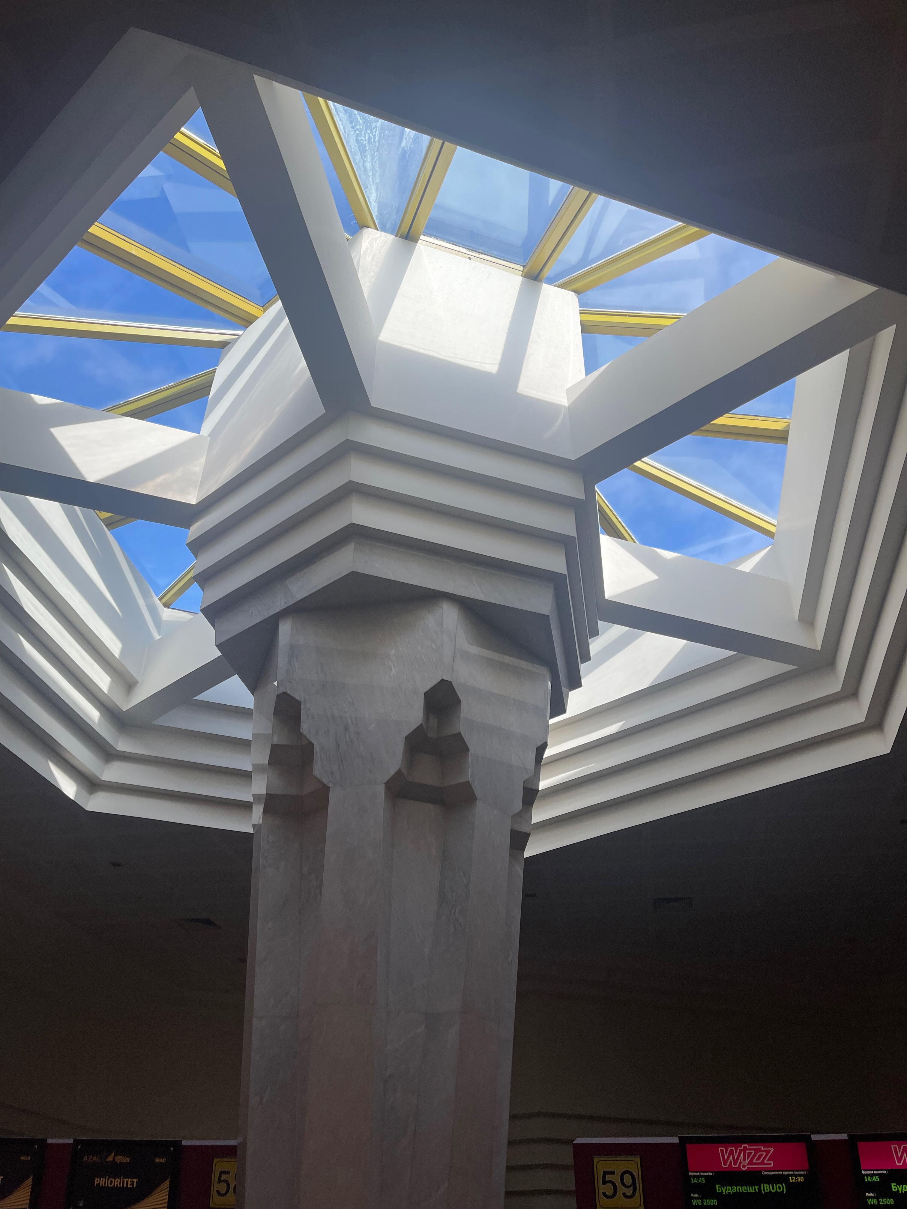 Фото Fly Inn Baku