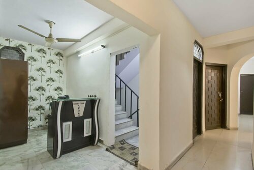Гостиница Oyo 24376 Merriment Residency в Дели