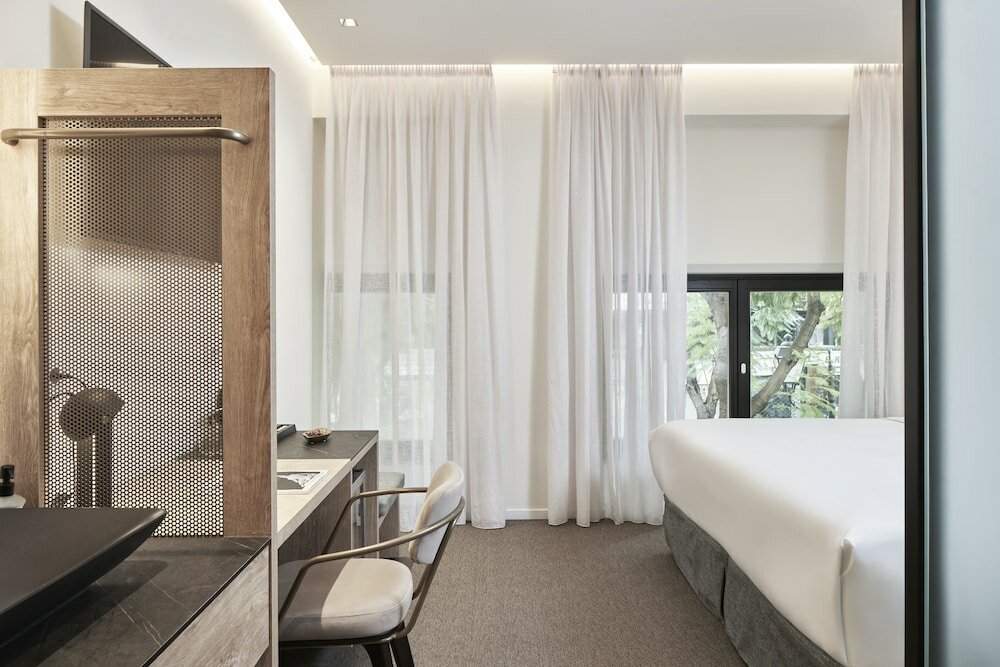 Фото Nlh Monastiraki - Neighborhood Lifestyle Hotels