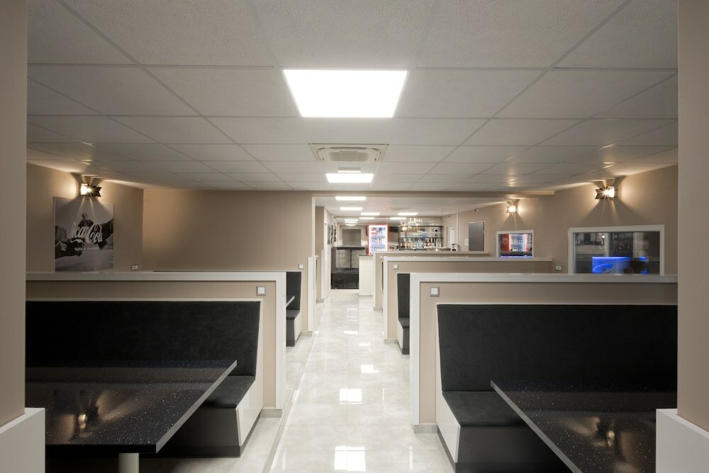 Фото Bubble Hotel and Event Center