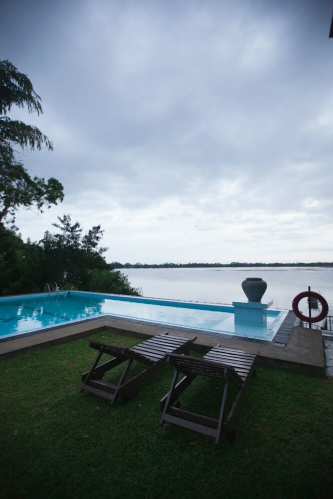 Фото Oak Ray Lake Resort