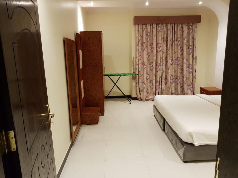Фото Methaq Hotel Suites