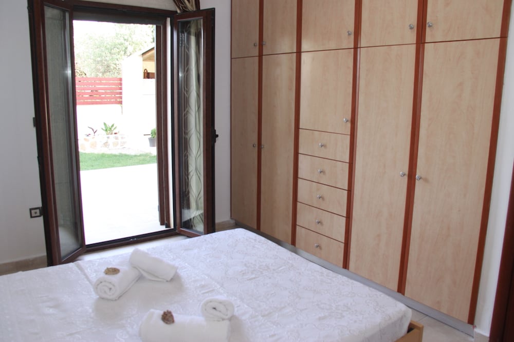 Фото Villa Dolla Paradise by Ghh