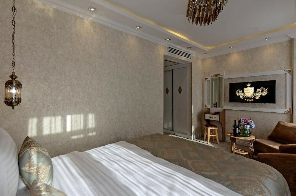 Фото Aqua Liberty Hotel