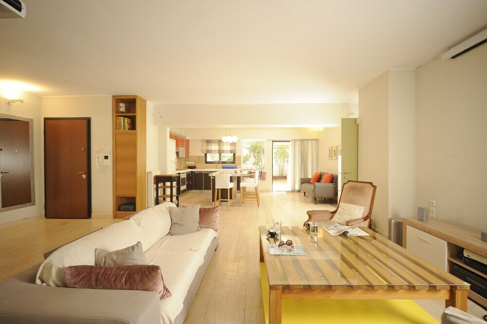 Фото Α Koukaki, Modern Newly Refurbished Apartment