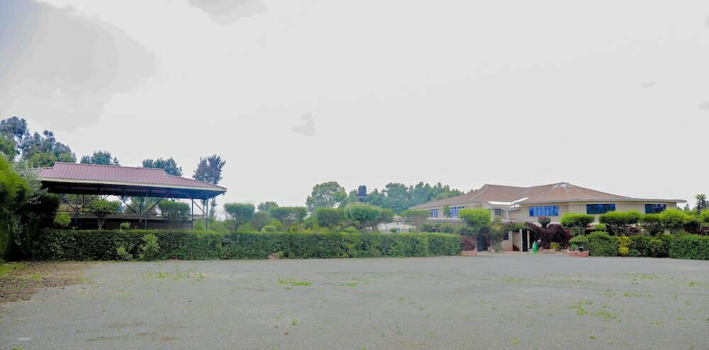 Фото Lake Olbolosat Resort Park Lodge