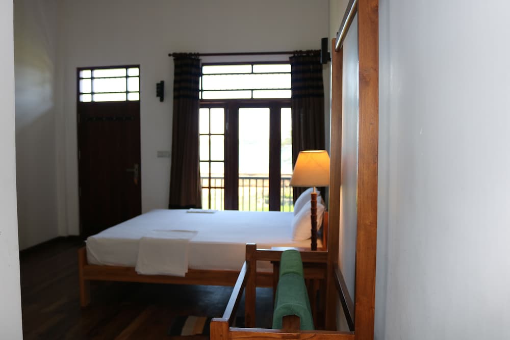 Фото Serene Park Hotel