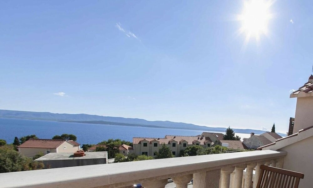 Фото Ton - 200m From the sea - A2