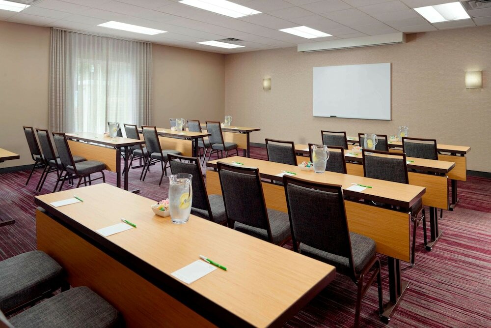 Фото Sonesta Select Atlanta Midtown Georgia Tech