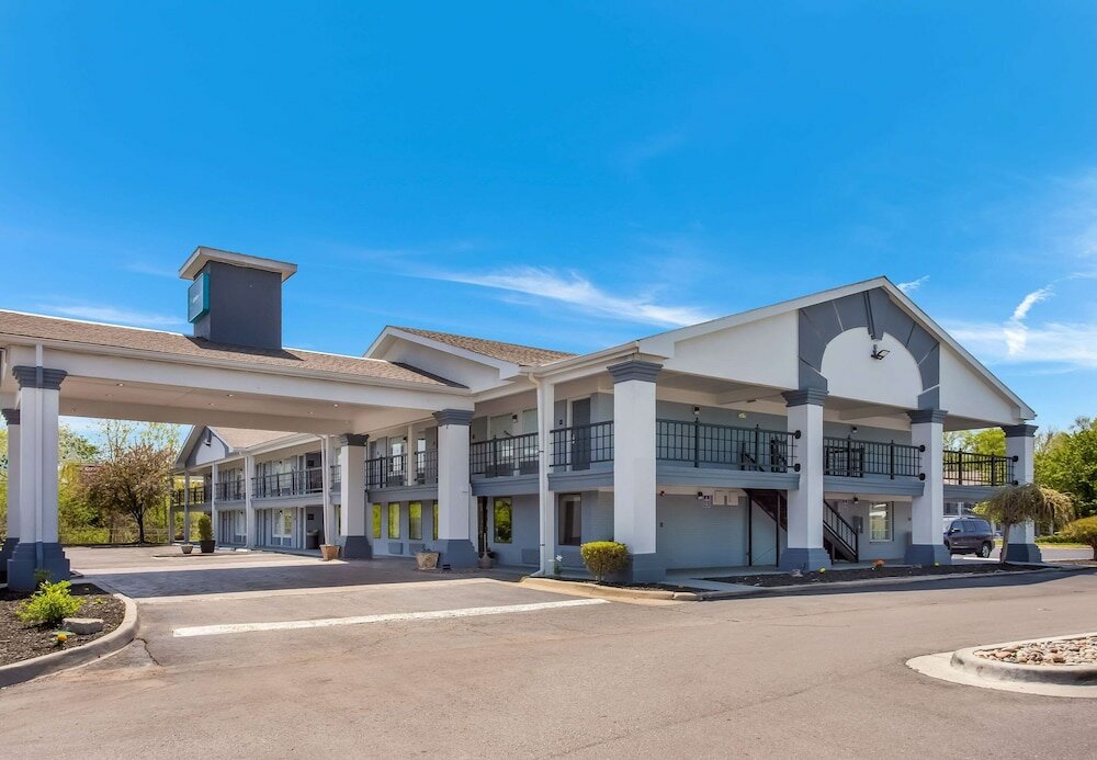 Фото Clarion Pointe