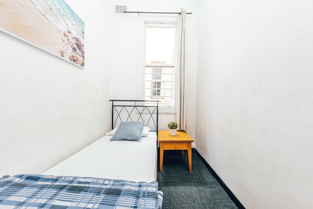 Фото Maze Backpackers
