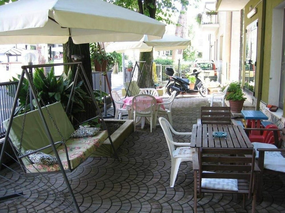 Фото Hotel Villa Mirna