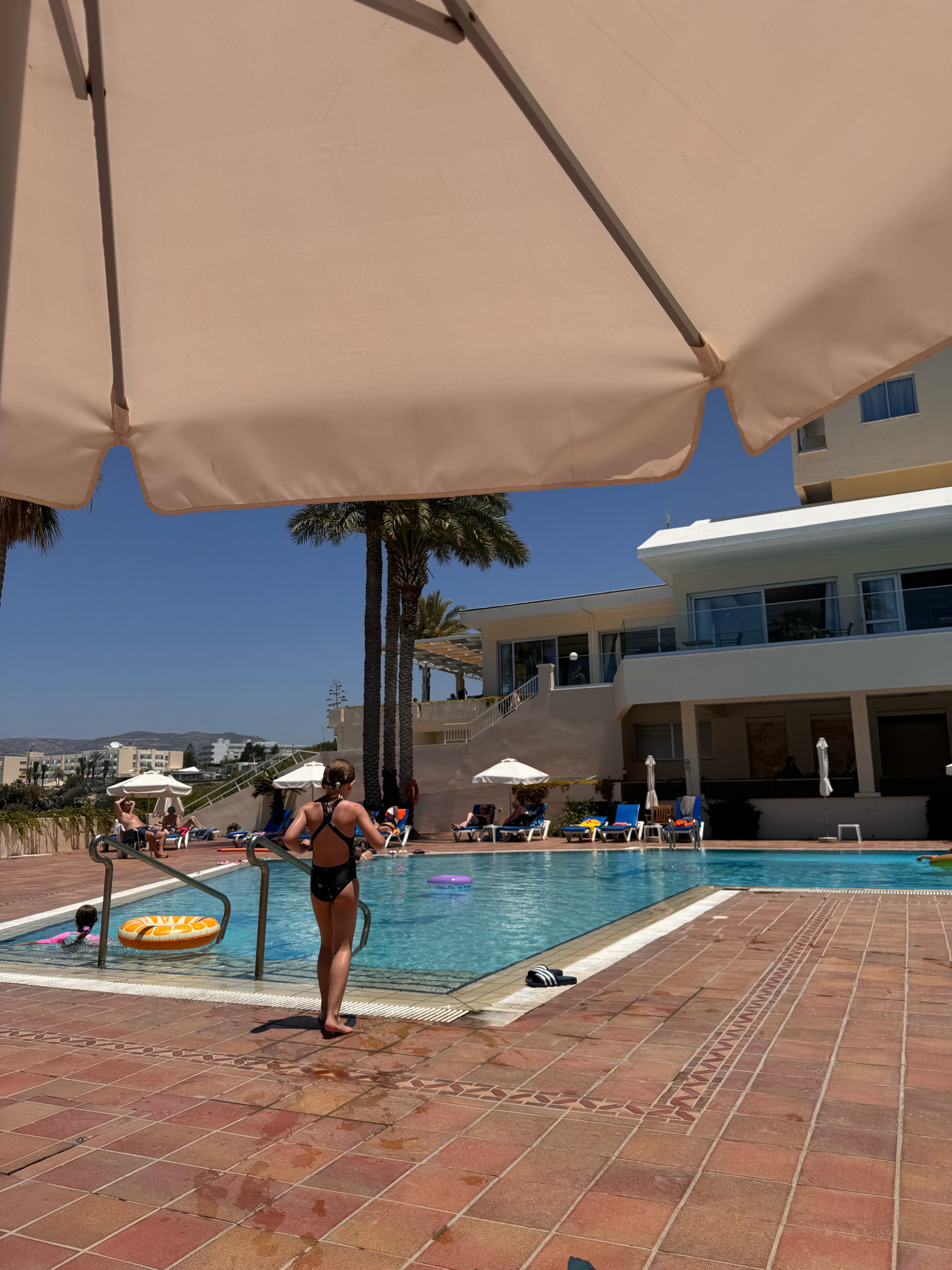 Фото Cynthiana Beach Hotel