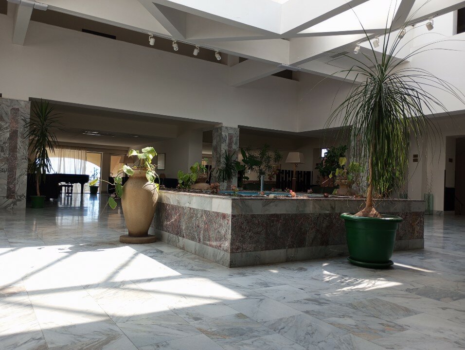 Фото Regineh Hotel