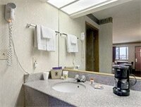 Фото Super 8 by Wyndham Seguin