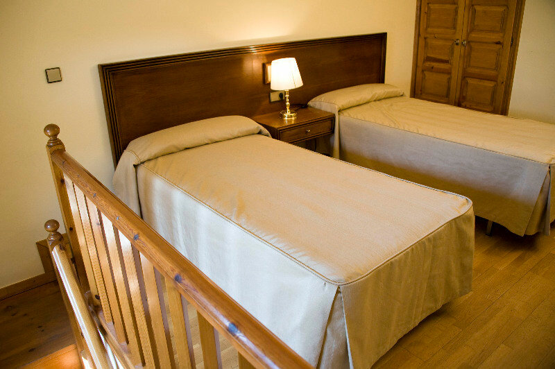 Фото Hotel Rural Santa Bàrbara de la Vall d'Ordino