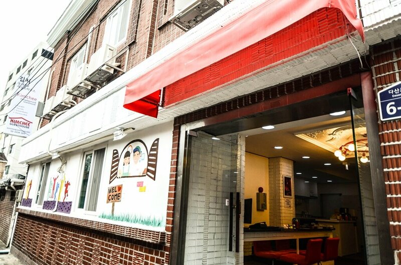 Хостел YaKorea Hostel Dongdaemun в Сеуле