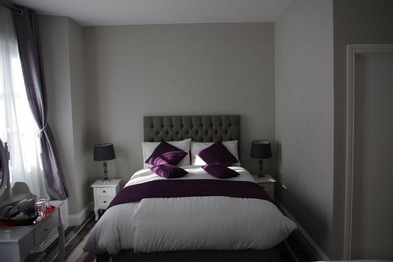 Фото Belmont Hotel