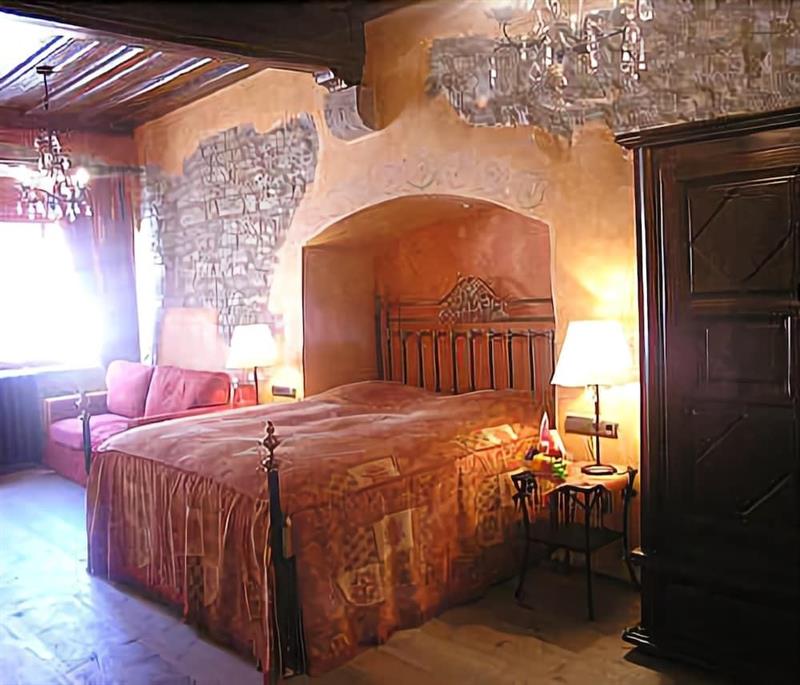 Фото Historik Hotel Gotisches Haus