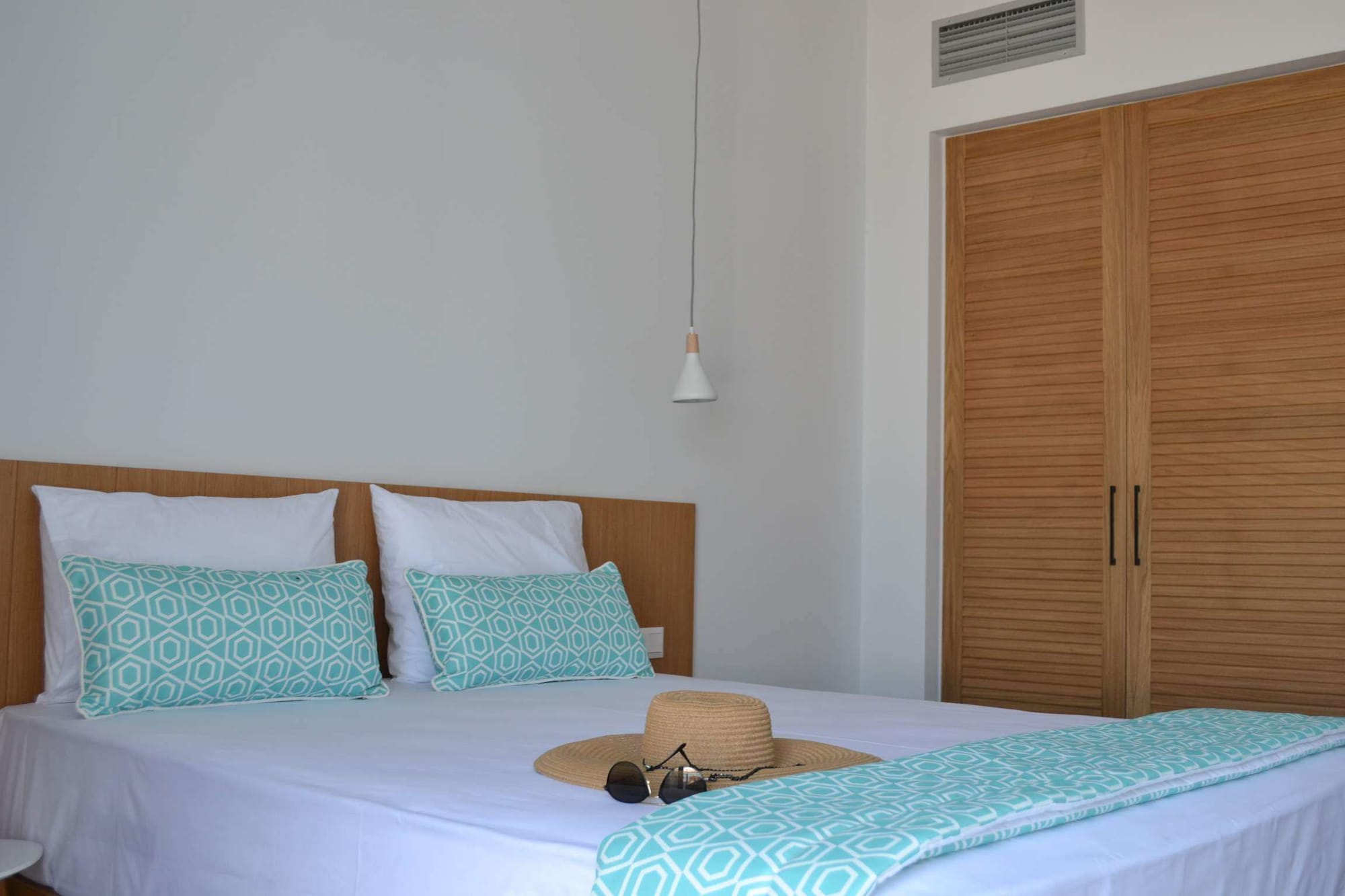 Фото Mougre Studios