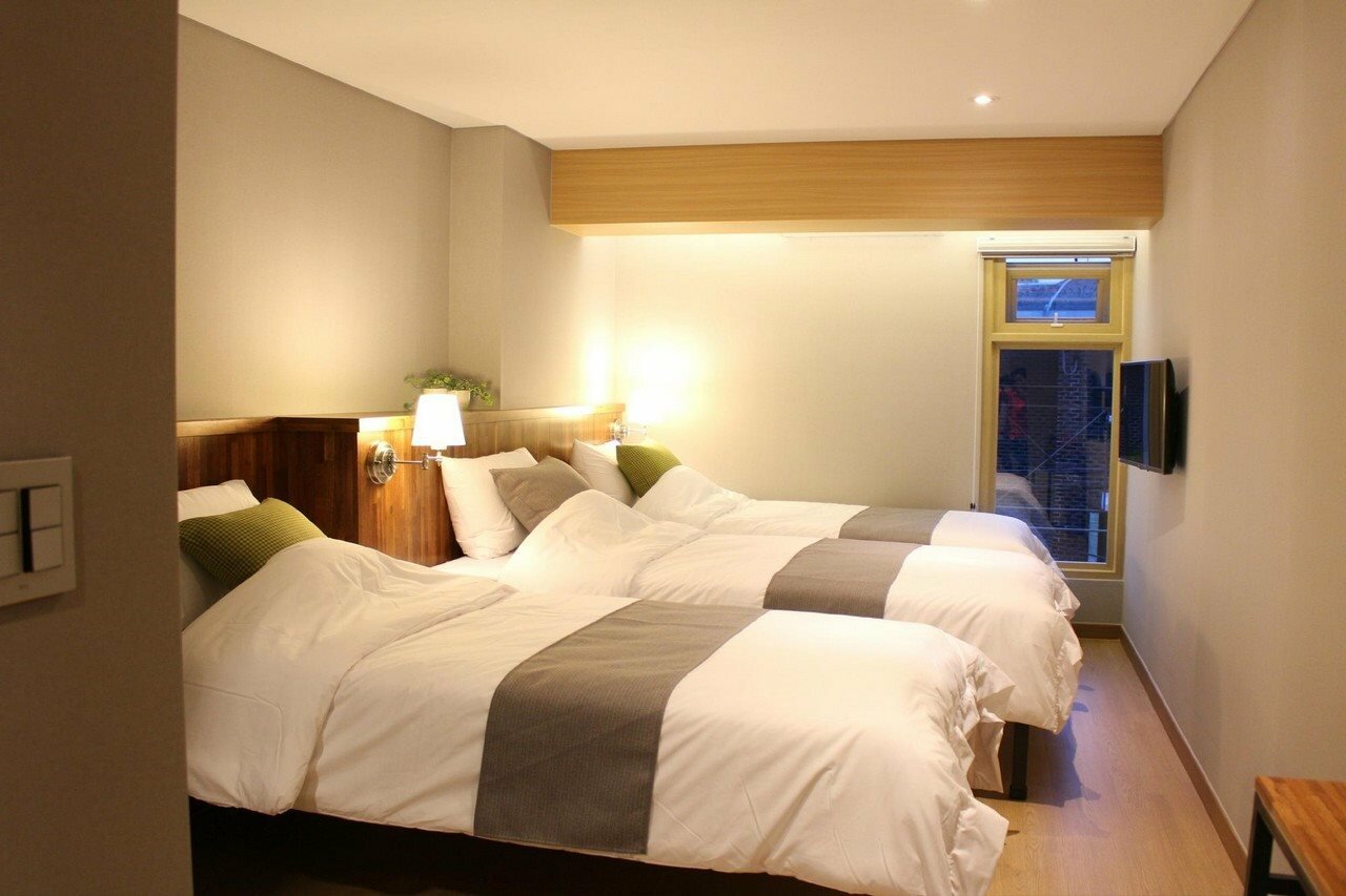 Фото Hostel Cleo Seoul Hongdae