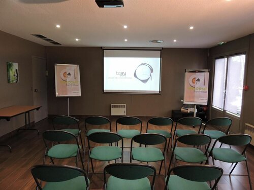 Гостиница Campanile Hôtel Auch в Оше