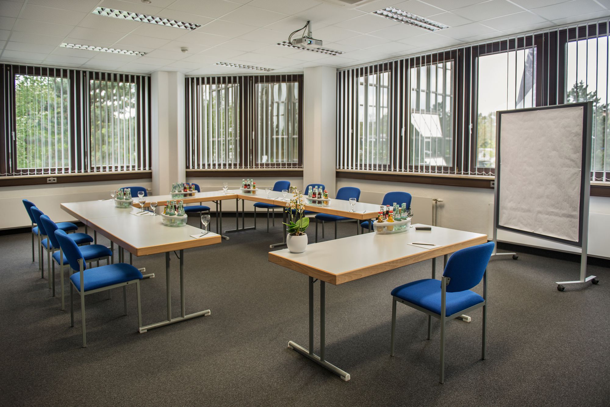 Фото Achat Hotel Regensburg im Park