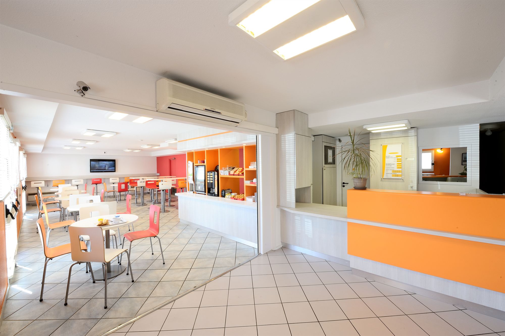 Фото Hôtel Kennedy Parc des Expositions