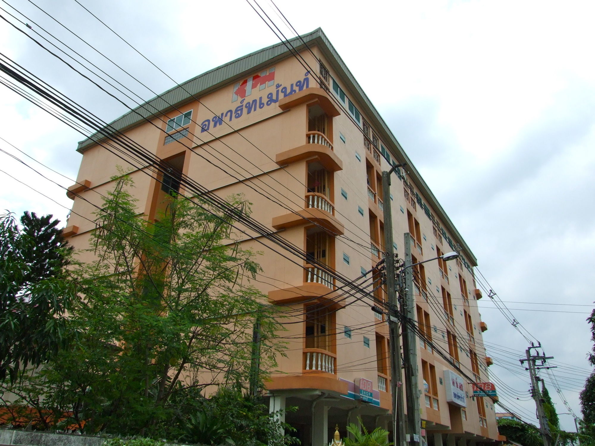 Фото отеля 1