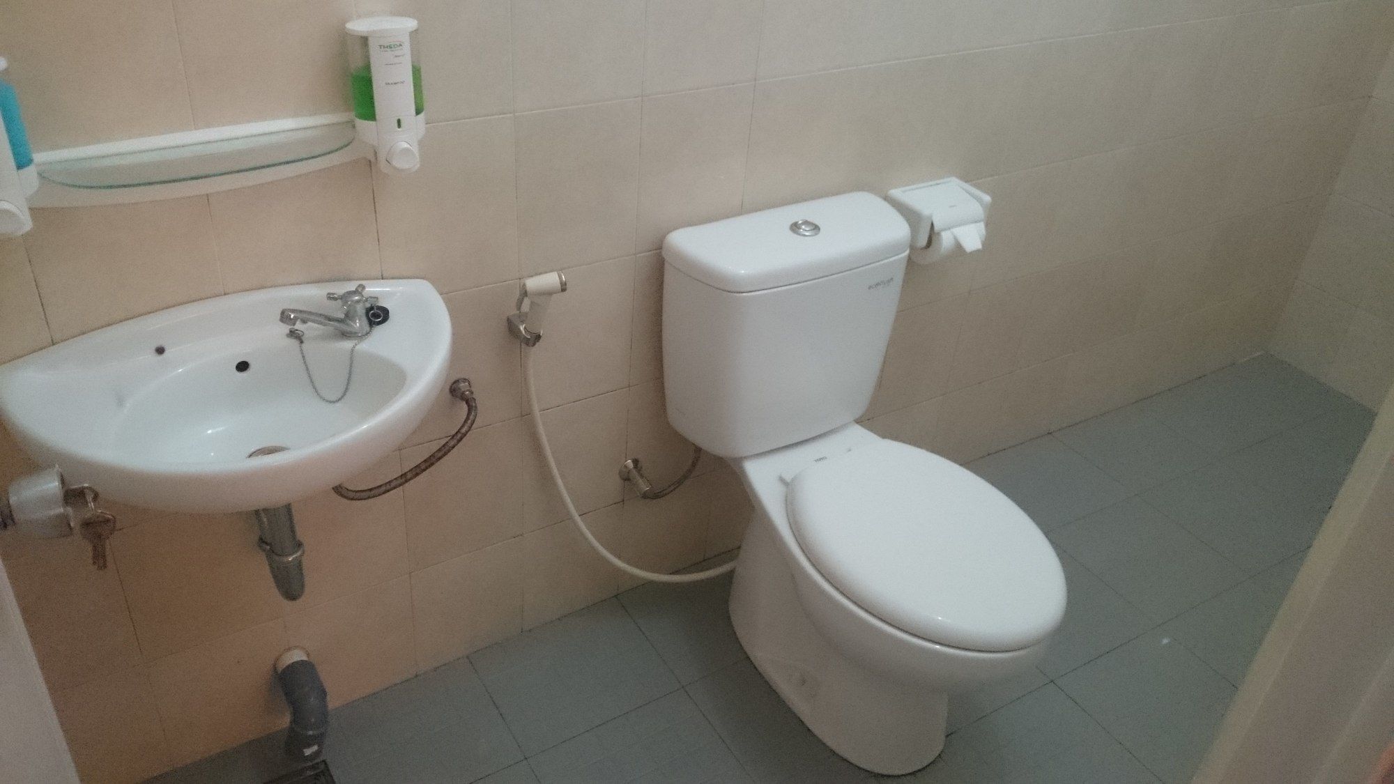 Фото Agus Beach Inn