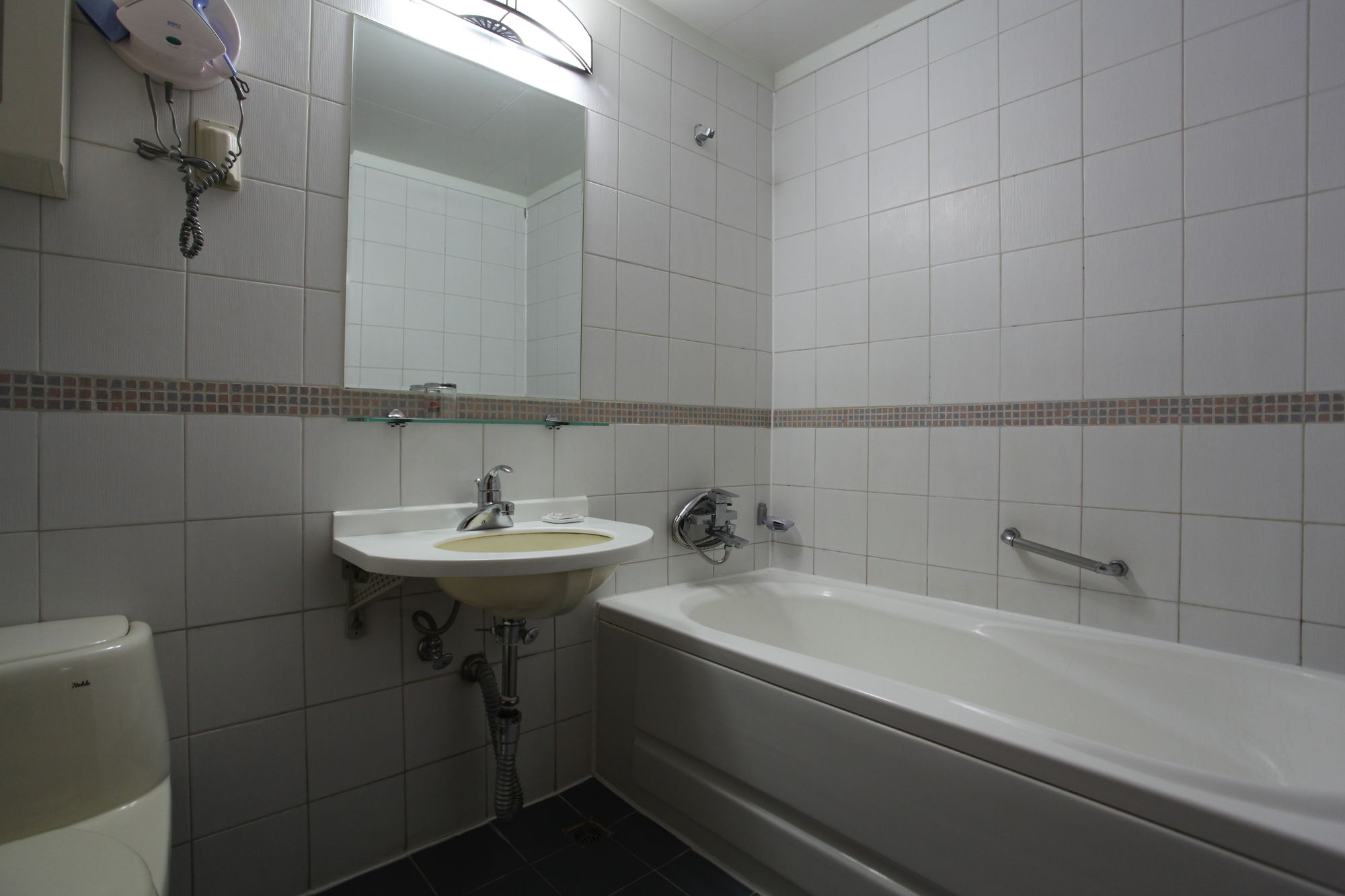 Фото Ansan Seowon Tourist Hotel