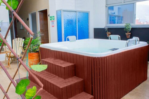 Гостиница Hotel Bolivariana Plaza в Медельине