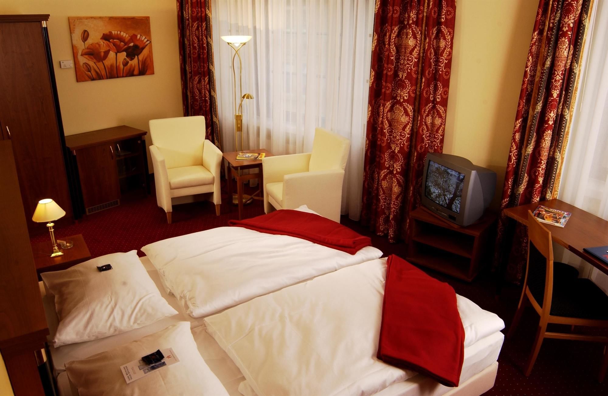 Фото отеля 4