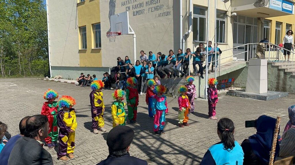 School Yenikent Middle School, Unye, photo
