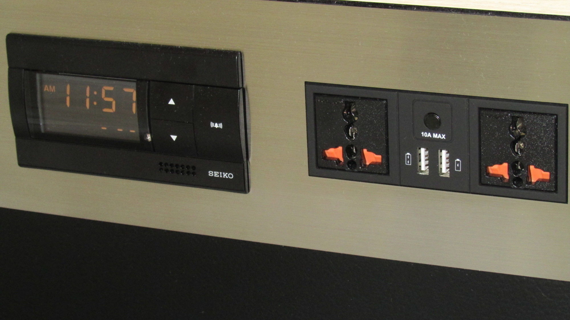 Фото R Hotels Inn Osaka Kita Umeda