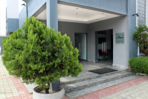 Гостиница Axor Hotels And Suites