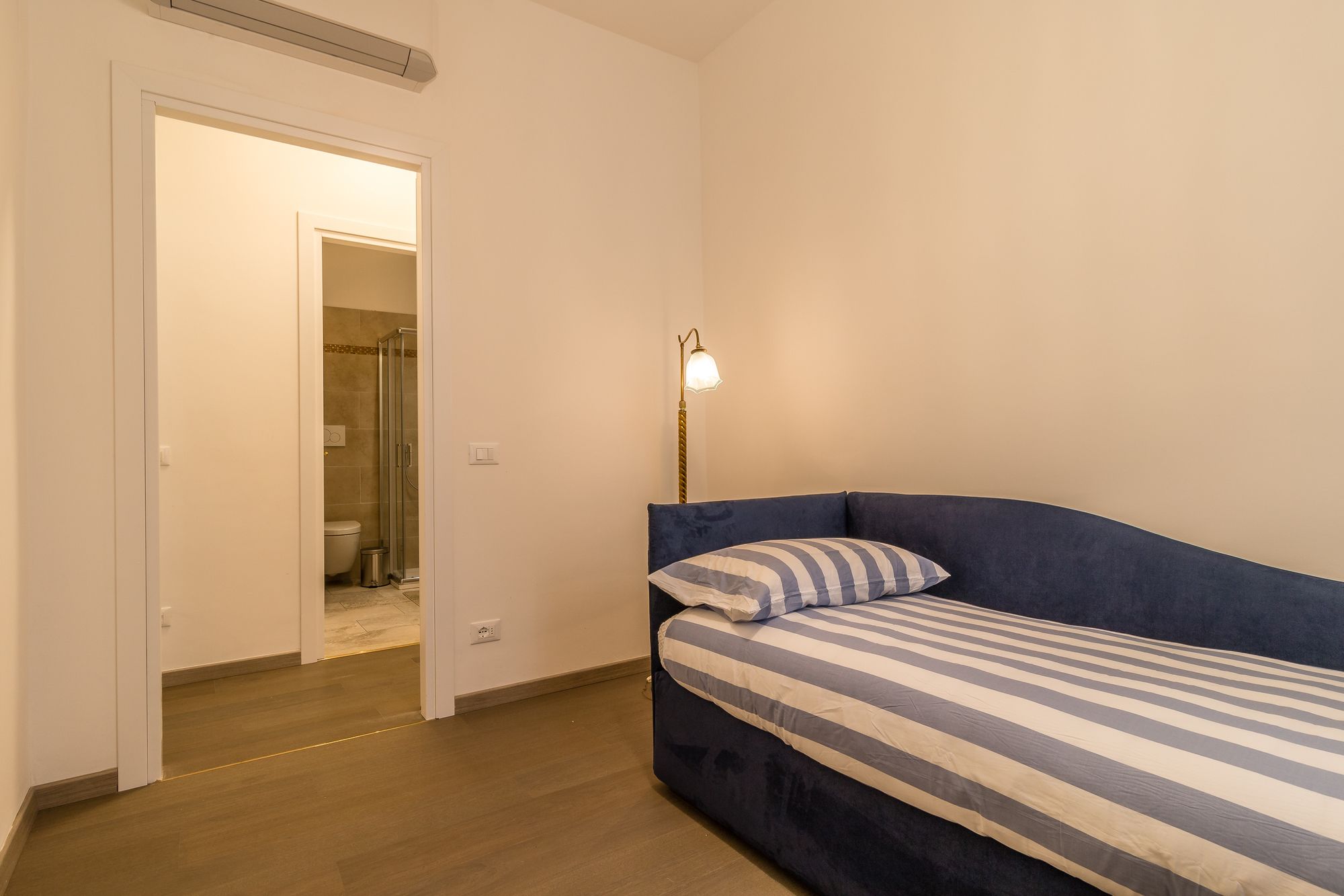 Фото Saint Mark's Basilica in 200 meters