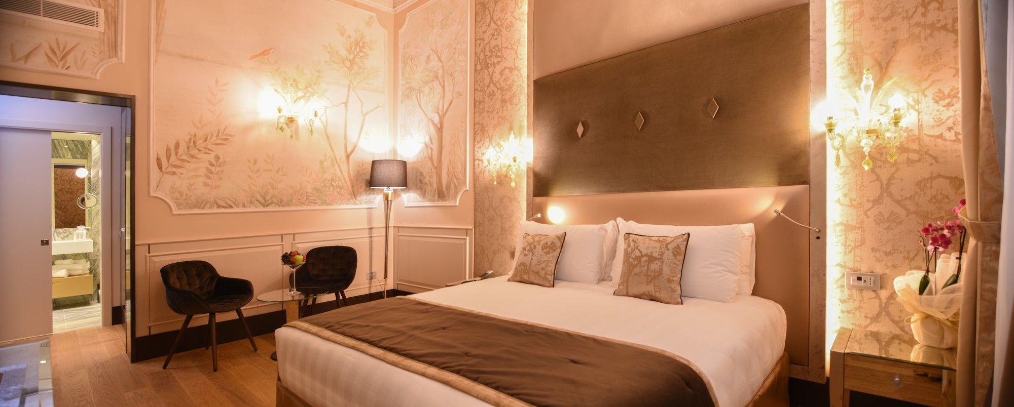 Фото Santa Croce Boutique Hotel