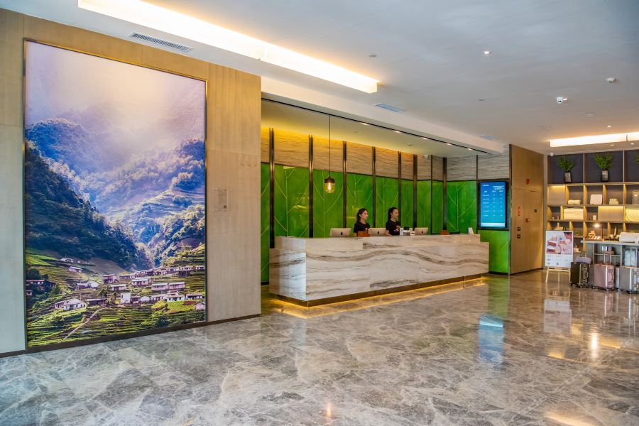 Фото Atour Hotel Yuyang West Road Yulin