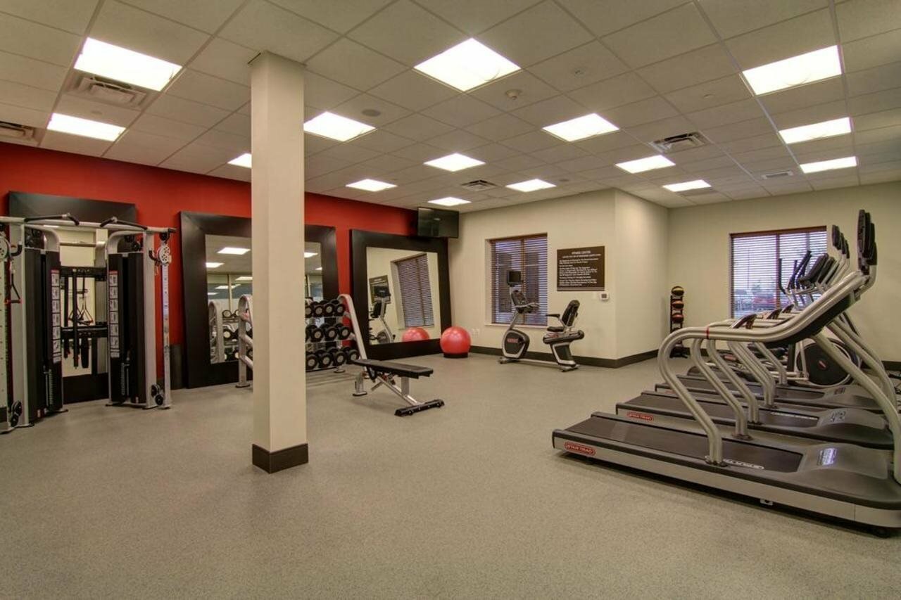 Фото Hilton Garden Inn Woodbridge