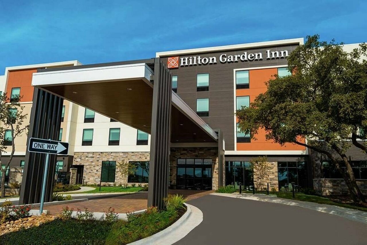 Фото Hilton Garden Inn Cedar Park Austin