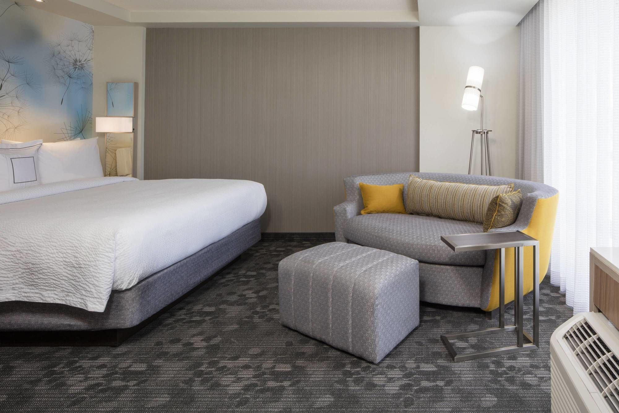 Фото Courtyard by Marriott Prince George