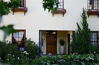 Фото 5 Seasons Guest House