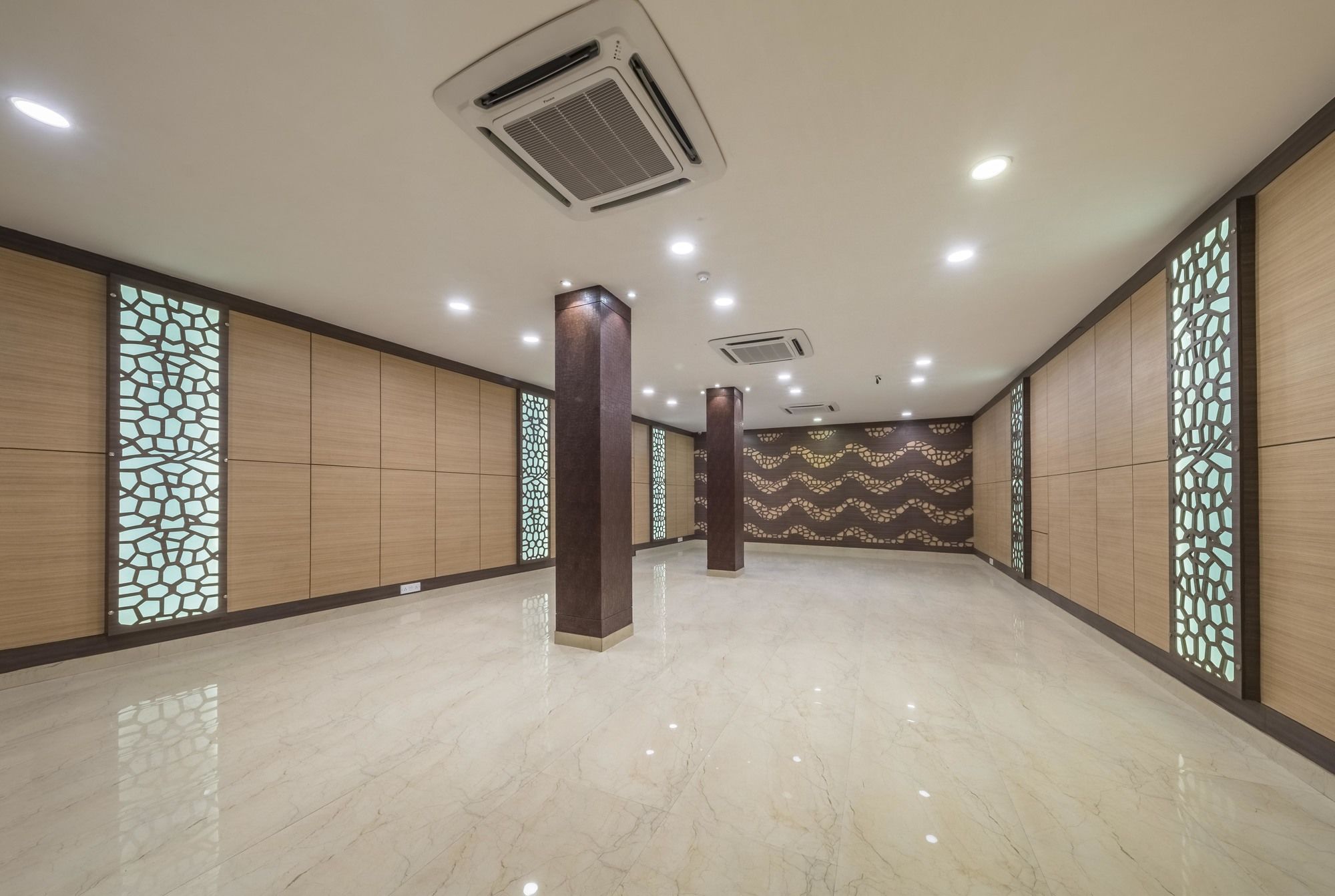 Фото Hotel Emirates