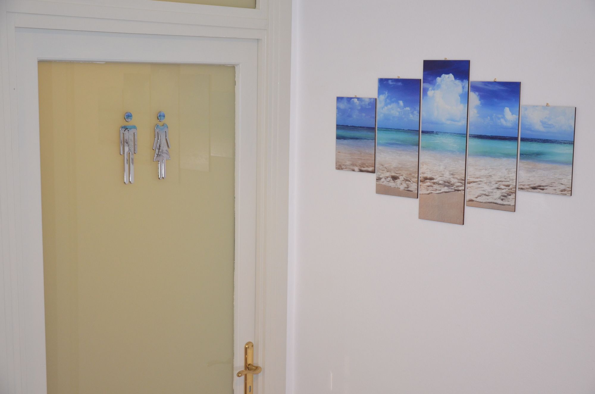 Фото Moonlight Hotel & Suites