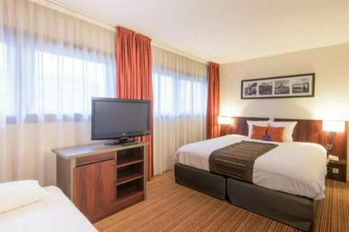 Внешний вид отеля Mercure Tours Centre Gare et Congrès в Туре, фото 4