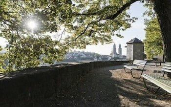 Фото Helmhaus Zurich