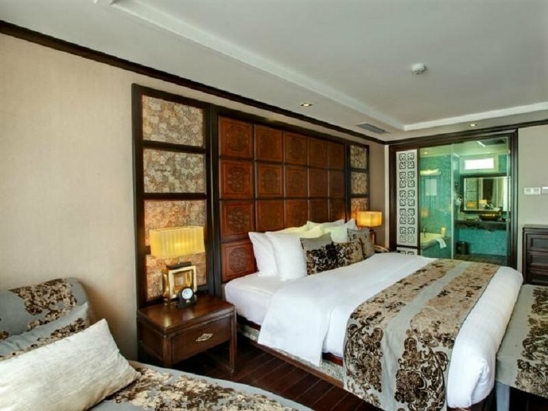 Фото Golden Lotus Boutique Hotel